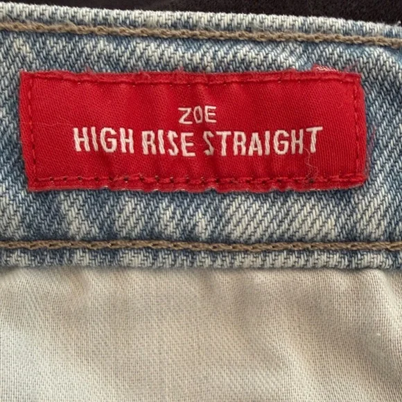 Lucky Brand Light Wash Straight Leg Jeans - Picture 5 of 8